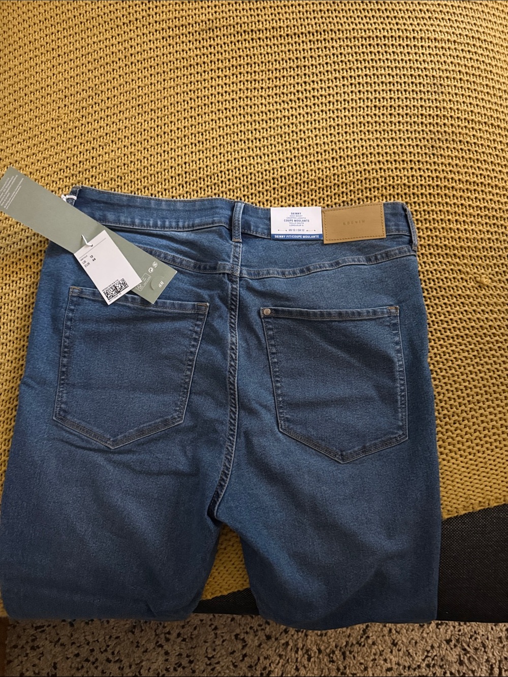 H&M Women's Skinny Jeans in Dark Blue